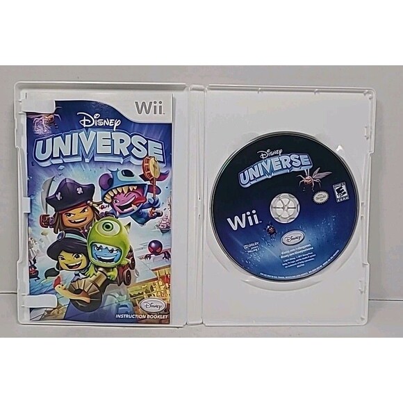 Disney Universe (Nintendo Wii, 2011) Complete With Manual/Tested - Picture 3 of 4